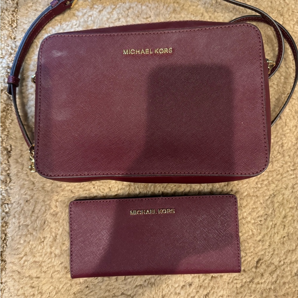 Michael Kors bag and wallet